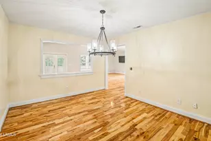 1812 Dolphin Row Dr, Beaufort, SC 29906 - Photo 16