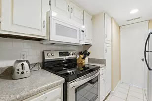 17 Lagoon Rd, Hilton Head Island, SC 29928 - Photo 14