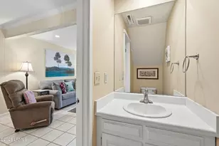 17 Lagoon Rd, Hilton Head Island, SC 29928 - Photo 16