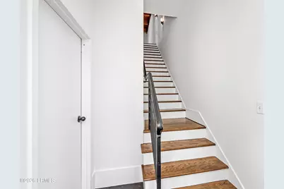 8 A Market #2, Beaufort, SC 29906 - Photo 6