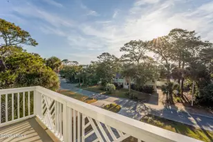 383 Tarpon Blvd, Ladys Island, SC 29920 - Photo 34