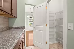 140 Wrights Point Cir, Beaufort, SC 29902 - Photo 4