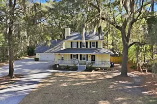 8 Meridith Ln, Beaufort, SC 29907 - Photo 2