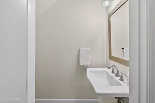 5 Gumtree Rd, Hilton Head Island, SC 29926 - Photo 8