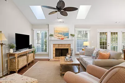 70 Shipyard Drive #152, Hilton Head, SC 29928 - Photo 6