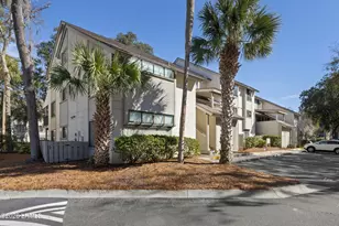 36 Deallyon Ave, Hilton Head Island, SC 29928 - Photo 4
