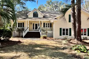 16 Riverview Dr, Beaufort, SC 29907 - Photo 1