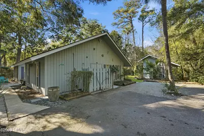 18 Sandpiper Street, Hilton Head Island, SC 29928 - Photo 32