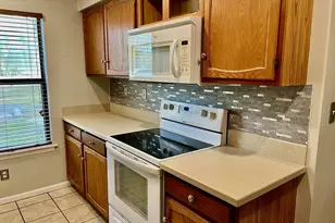 8 Battery Ln, Beaufort, SC 29902 - Photo 4