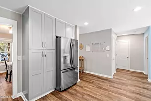 61 Mary Elizabeth Dr, Beaufort, SC 29907 - Photo 6