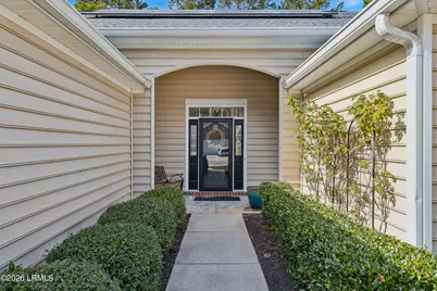 136 Pinecrest Drive, Bluffton, SC 29910 - Photo 2