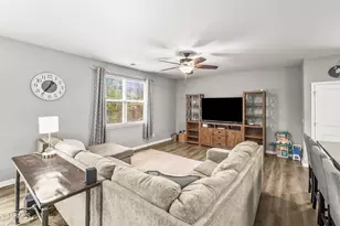 56 Holly Hall Rd, Beaufort, SC 29907 - Photo 6