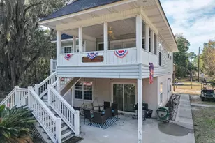 1118 Lands End Rd, Saint Helena Island, SC 29920 - Photo 1