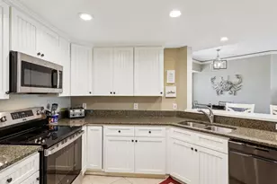 51 Ocean Ln, Hilton Head, SC 29928 - Photo 8