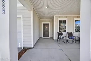 1229 Salty Hammock Ct, Beaufort, SC 29902 - Photo 4