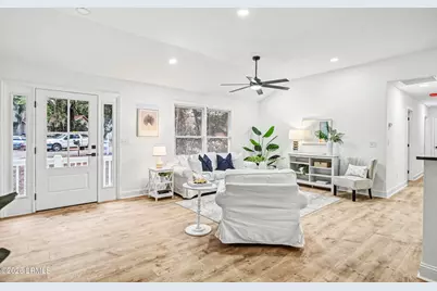 15 Hilda Avenue, Beaufort, SC 29907 - Photo 2