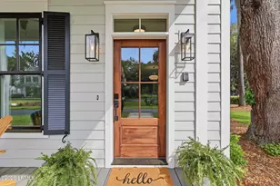 213 Sturdevant Dr, Beaufort, SC 29902 - Photo 2