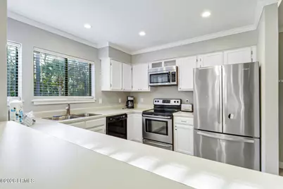 36 Deallyon Avenue #72, Hilton Head Island, SC 29928 - Photo 2