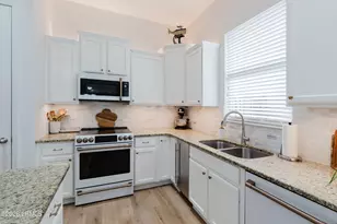 52 Fording Ct, Bluffton, SC 29910 - Photo 8