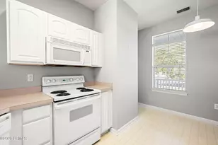 81 3rd Ave, Bluffton, SC 29910 - Photo 8