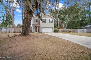 4915 Breeze Way, Beaufort, SC 29907 - Photo 2
