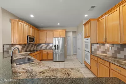 171 Hampton Circle, Bluffton, SC 29909 - Photo 10