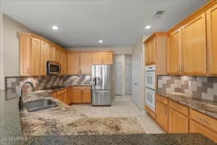 171 Hampton Cir, Bluffton, SC 29909 - Photo 10