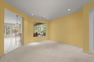 171 Hampton Cir, Bluffton, SC 29909 - Photo 4