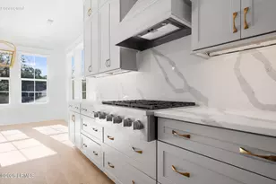 111 Willow Point Rd, Beaufort, SC 29906 - Photo 10