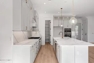 111 Willow Point Rd, Beaufort, SC 29906 - Photo 10