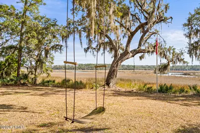 34 N Huspah Court N, Seabrook, SC 29940 - Photo 2