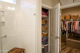 437 Coquinas Ln, Beaufort, SC 29906 - Photo 18