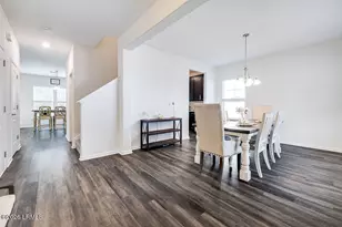 129 Crystal Lake Dr, Savannah, GA 31407 - Photo 2