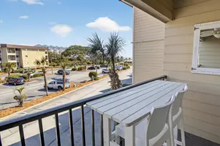 40 Folly Field Rd, Hilton Head, SC 29928 - Photo 28