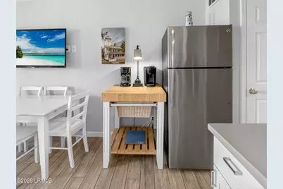 40 Folly Field Road #215b, Hilton Head, SC 29928 - Photo 6