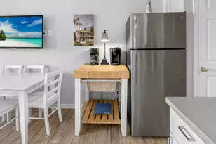 40 Folly Field Rd, Hilton Head, SC 29928 - Photo 6