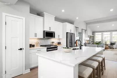 138 Crown Street, Hardeeville, SC 29927 - Photo 2