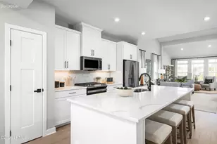 138 Crown St, Hardeeville, SC 29927 - Photo 2