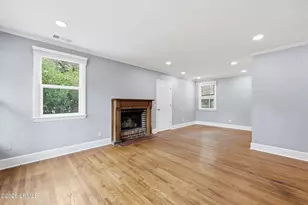 2419 Pine Ct N, Beaufort, SC 29902 - Photo 10