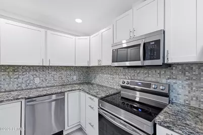 2419 Pine Court N, Beaufort, SC 29902 - Photo 10