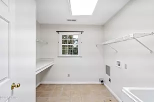 8 Redwood Ln, Beaufort, SC 29907 - Photo 32