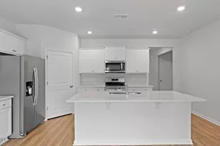 797 Castle Hl Dr, Yemassee, SC 29945 - Photo 2