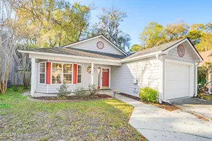 933 Oyster Cove Rd, Beaufort, SC 29902 - Photo 2