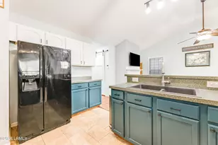 7 W Morningside Dr, Bluffton, SC 29910 - Photo 12