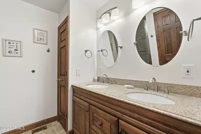 16 Dove Street, Hilton Head, SC 29928 - Photo 28