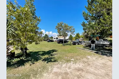 2111 Sea Island Parkway, Harbor Island, SC 29920 - Photo 20