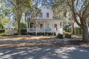 103 S Park, Beaufort, SC 29906 - Photo 2