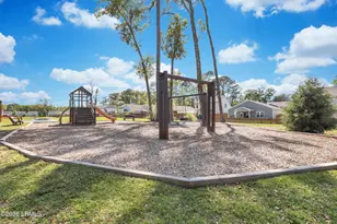 91 Chestnut St, Beaufort, SC 29906 - Photo 32