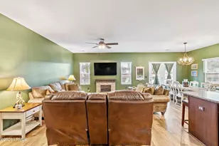 26 Cedarwood St, Beaufort, SC 29906 - Photo 8