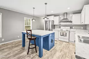 14 Palm Point Rd, Beaufort, SC 29907 - Photo 2